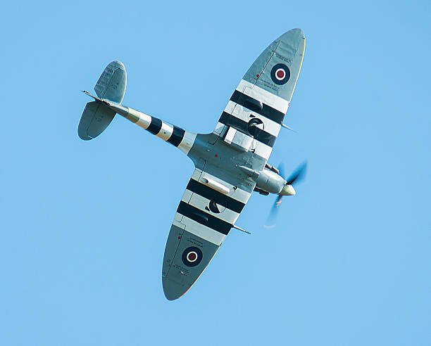 John Dickson Umělecká fotografie Spitfire With Invasion Markings., John Dickson, (40 x 30 cm)