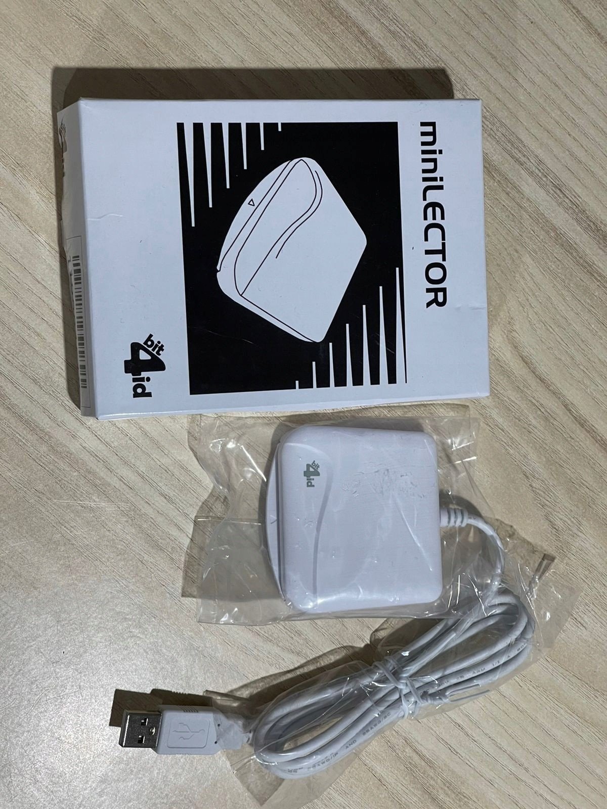 Čtečka karet Smart Card Bit4id MiniLector Evo Usb
