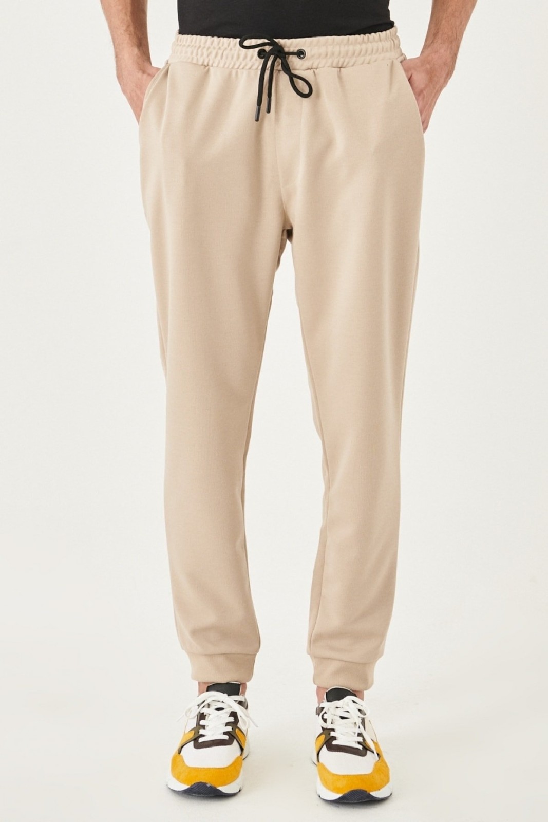 AC&Co / Altınyıldız Classics Men's Beige Standard Fit Regular Cut Comfortable Sports Sweatpants with Elastic Waist and Legs