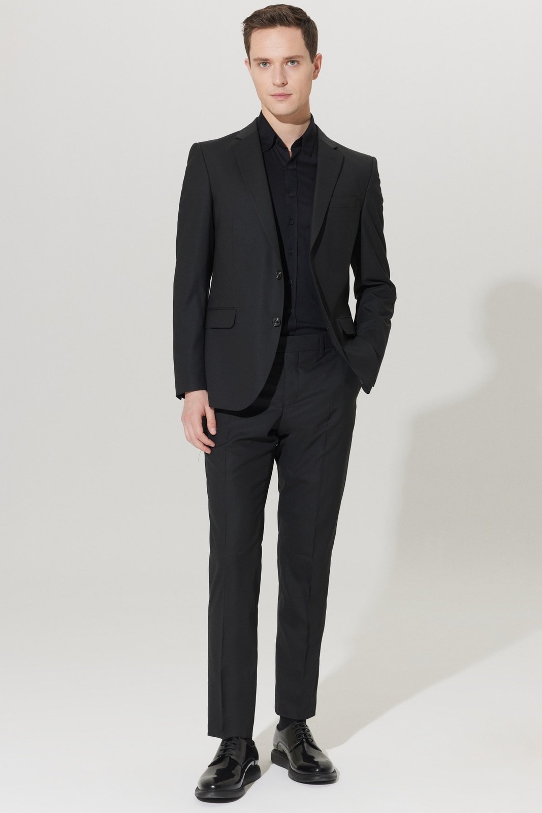 ALTINYILDIZ CLASSICS Men's Black Regular Fit Normal Cut Wool Water and Stain Resistant Nano Suit