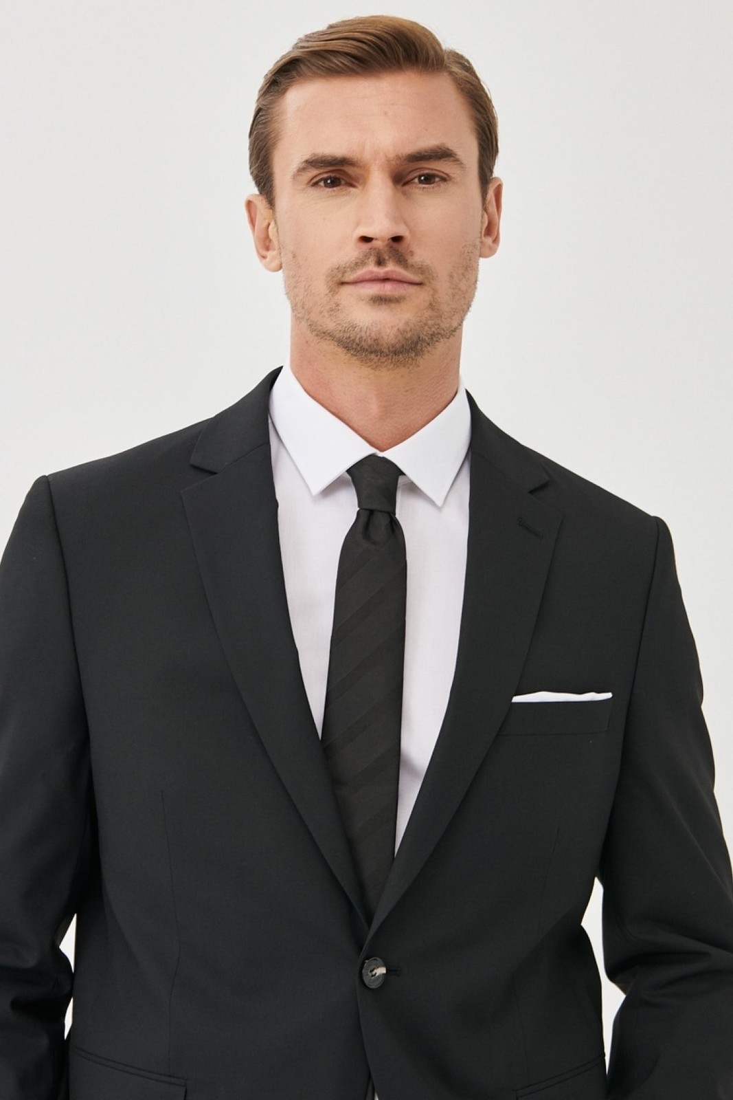 ALTINYILDIZ CLASSICS Men's Black Regular Fit Comfortable Cut 4 Drop Suit