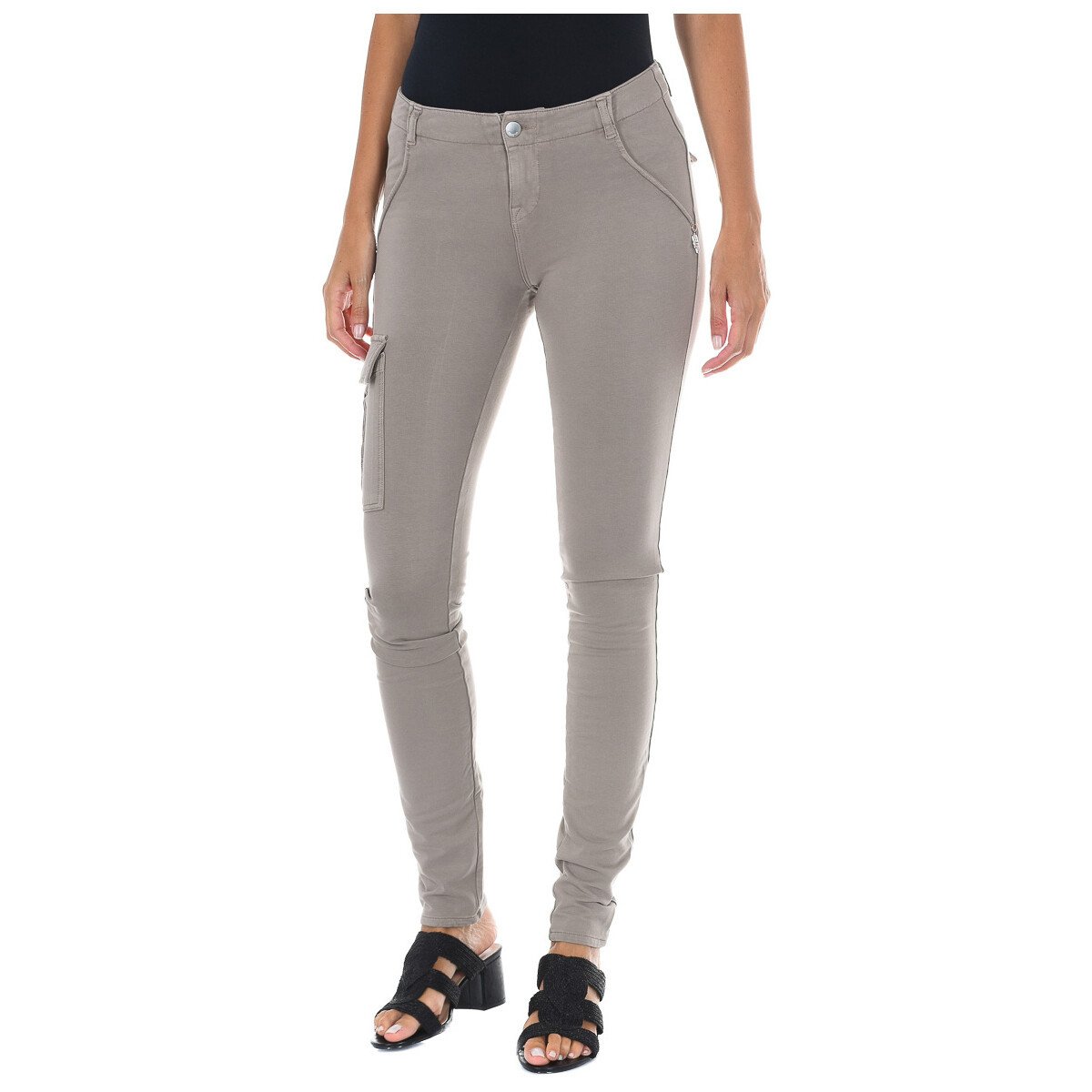 Met  10DBF0549-J100-0814  Béžová