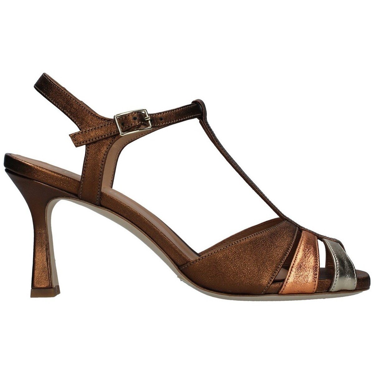 Tres Jolie  2174/LARA-1  Hnědá