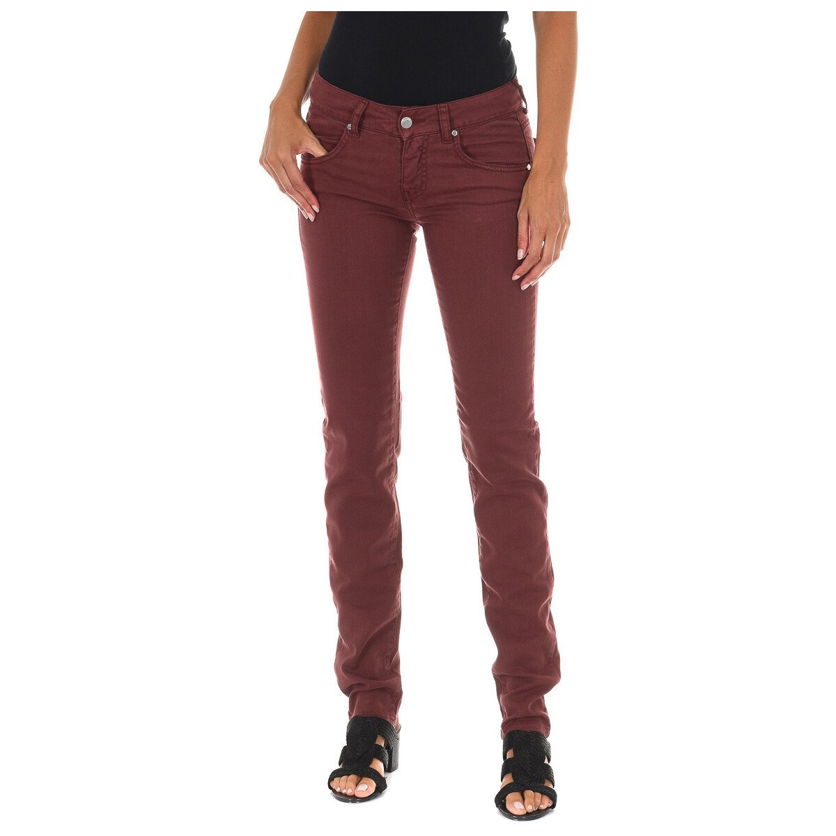 Met  10DBF0475-B088-0038  Červená