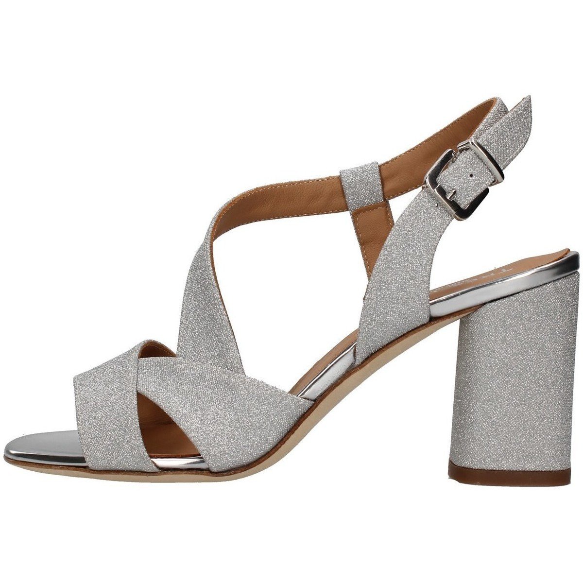 Tres Jolie  2728/IDA  Stříbrná