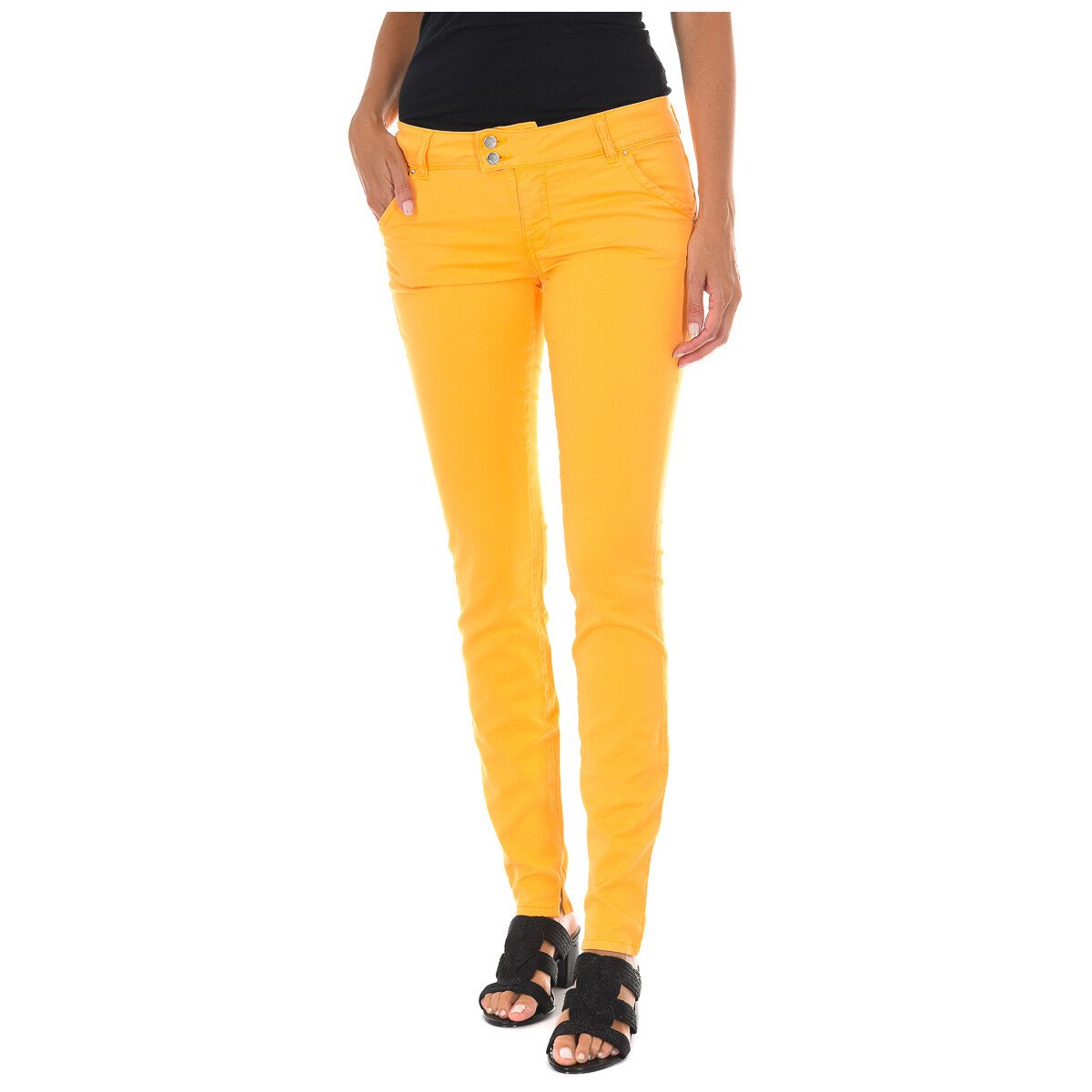 Met  70DBF0552-T212-0174  Oranžová