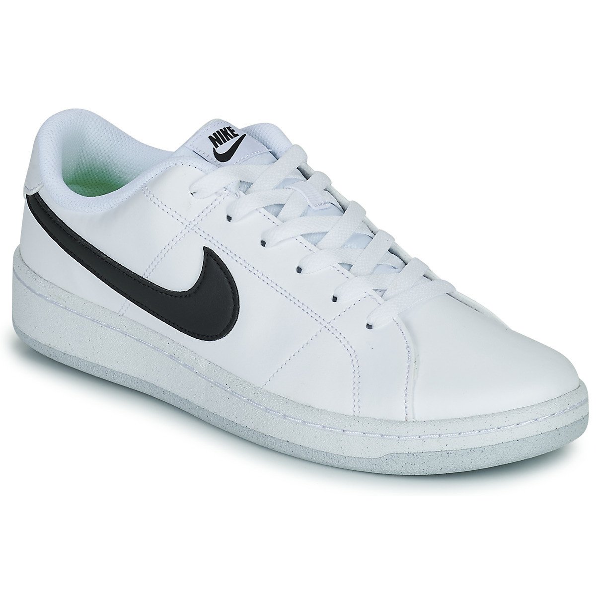 Nike  NIKE COURT ROYALE 2 NN  Bílá