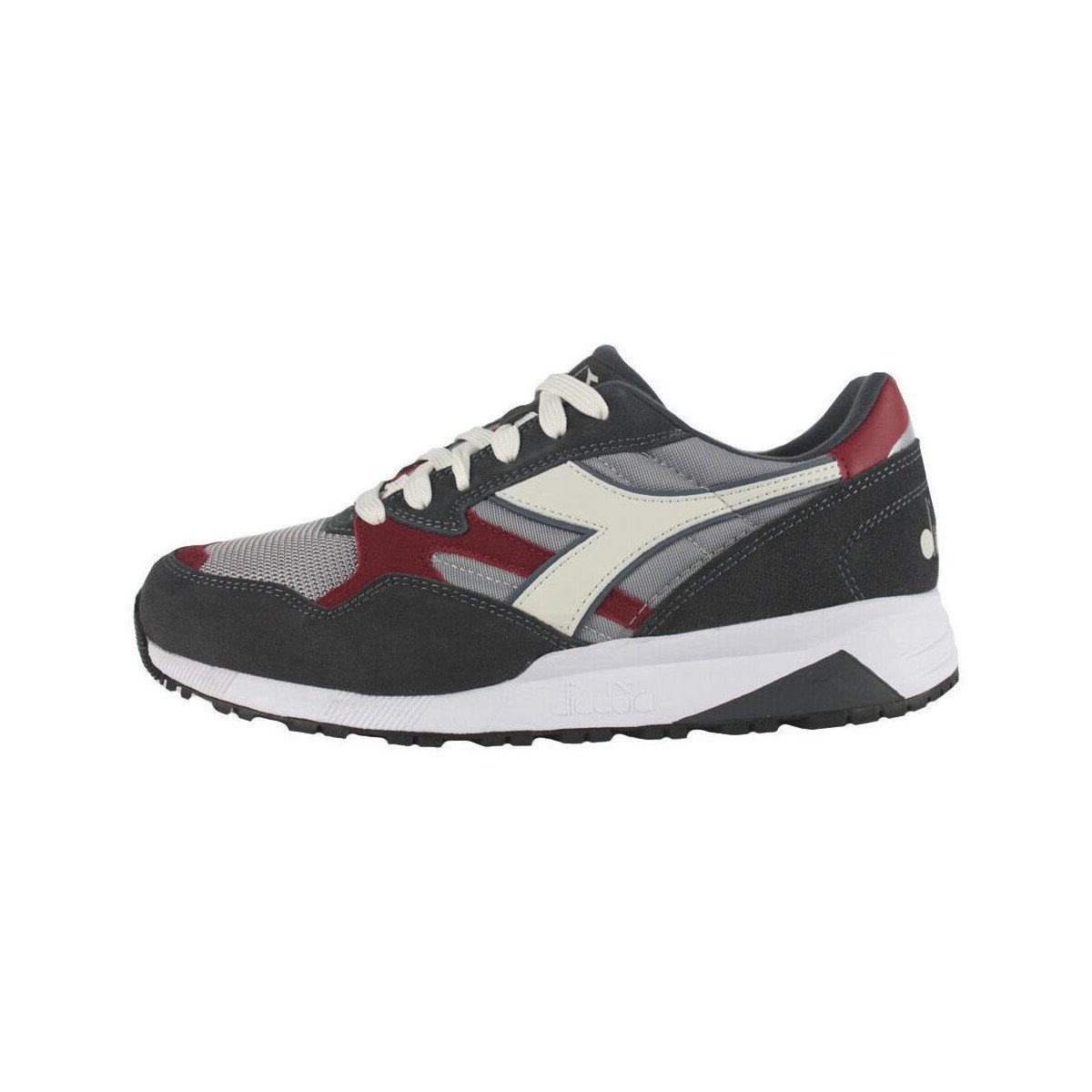 Diadora  501.178559 D0085 Gull/Ebony  Šedá