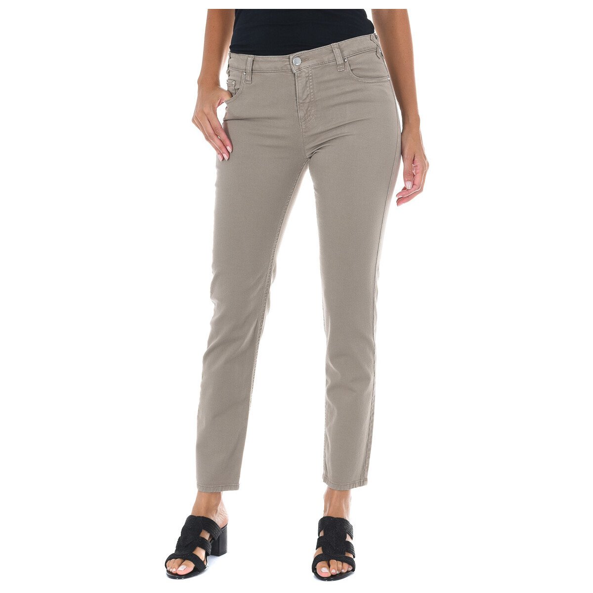 Met  10DB50255-G239-0814  Hnědá