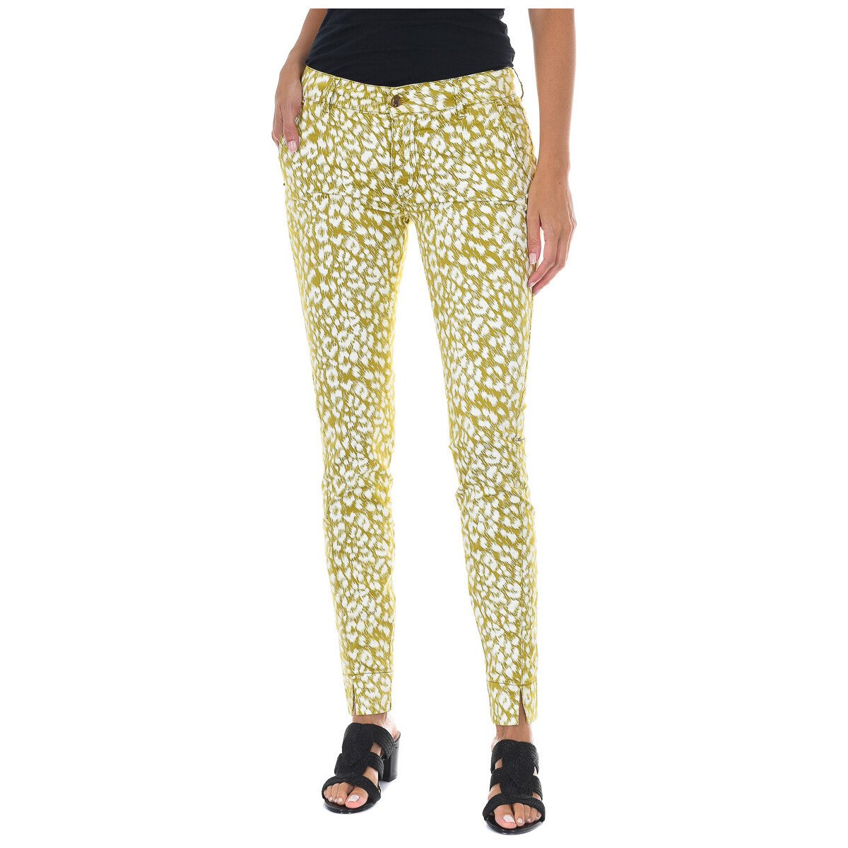 Met  70DBF0531-R215-0347  Zelená