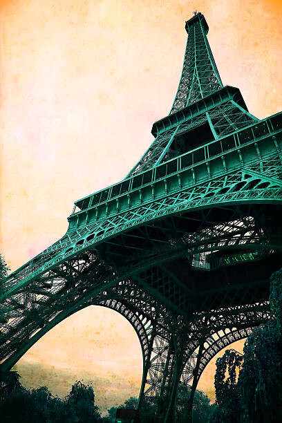 DenKuvaiev Ilustrace Eiffel Tower, DenKuvaiev, (26.7 x 40 cm)