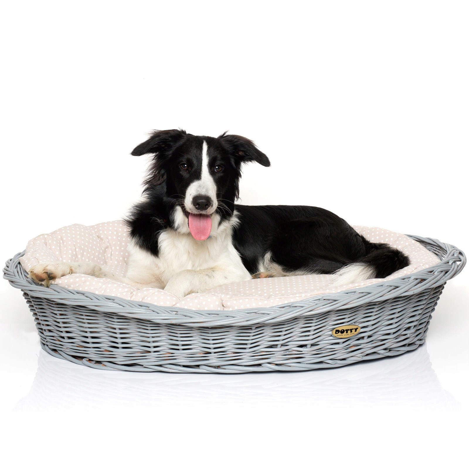 pelíšek v šedém proutěném košíku pro psa Dotty s polštářkem ze 100% bavlny