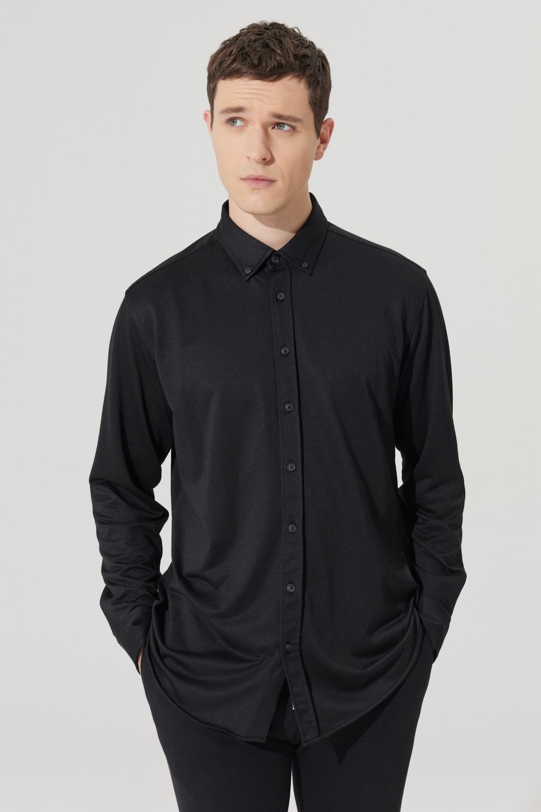 ALTINYILDIZ CLASSICS Men's Black Comfort Fit Comfy Cut Buttoned Collar Cotton Shirt.