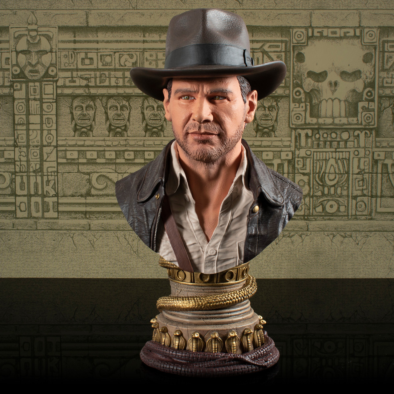 Gentle Giant | Indiana Jones Raiders of the Lost Ark - Legends in 3D Bust 1/2 Indiana Jones 25 cm