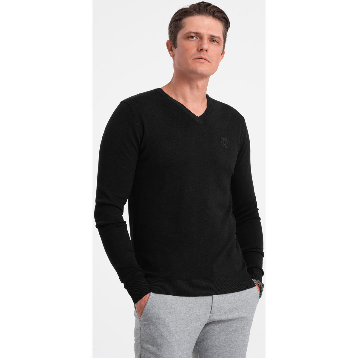 Ombre  Elegant men apos;s sweater with a v-neck - black V1 OM-SWBS  ruznobarevne