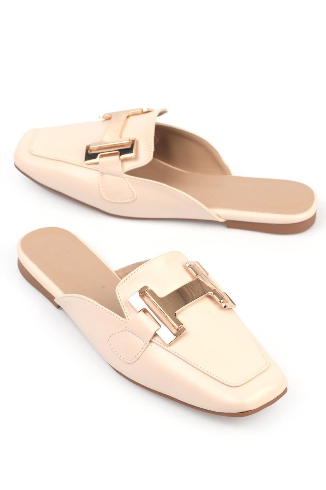 Capone Outfitters Capone Flat Toe Women's Ecru Beige Slippers with Metal Accessories
