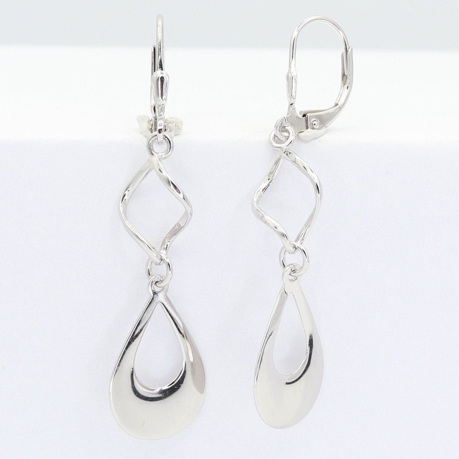 Stříbrné náušnice 105982