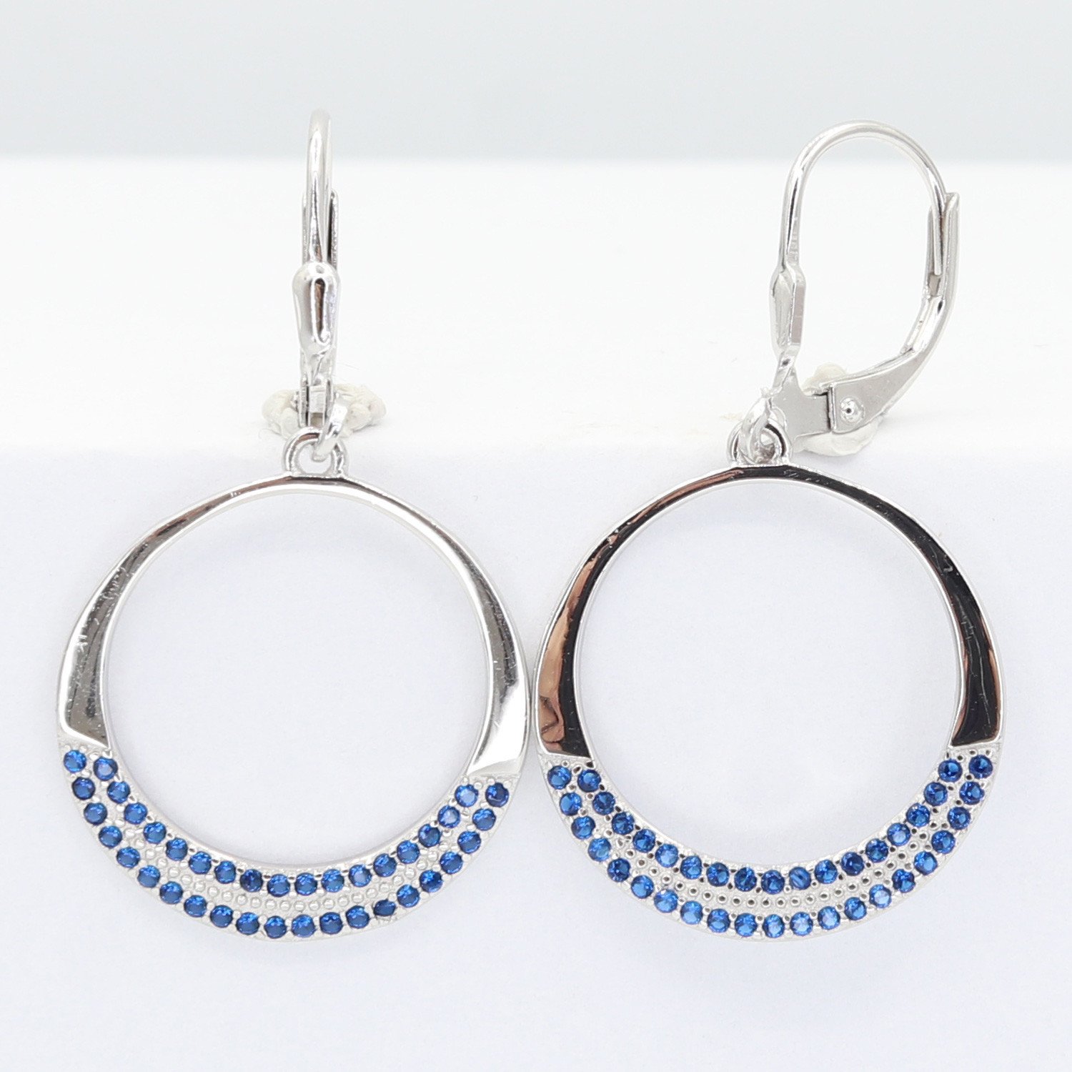 Stříbrné náušnice 105994