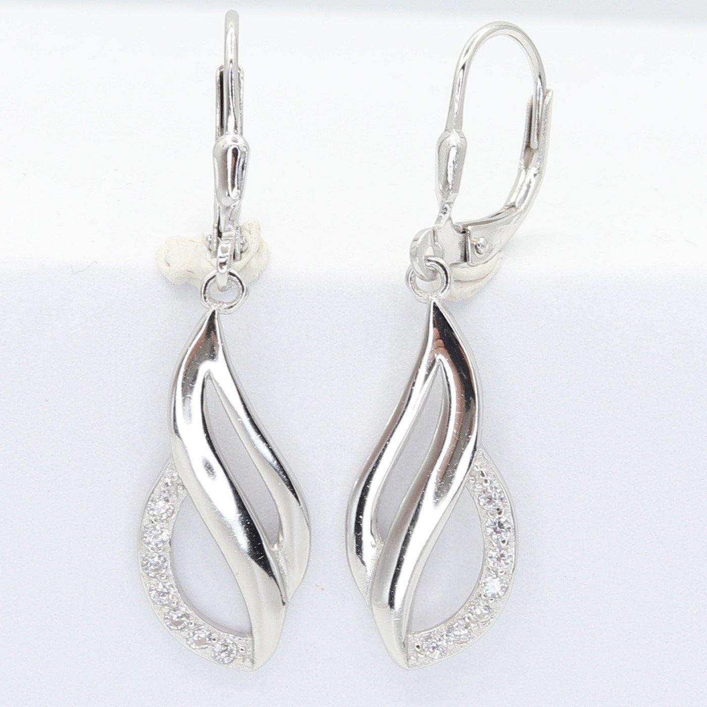 Stříbrné náušnice 106011