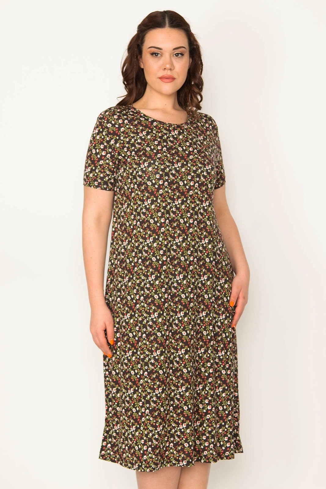 Şans Women's Plus Size Colorful Floral Pattern Short Sleeve Viscose Dress