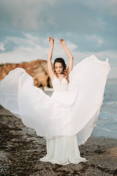 Andreua Umělecká fotografie bride on the shore of the black sea, Andreua, (26.7 x 40 cm)