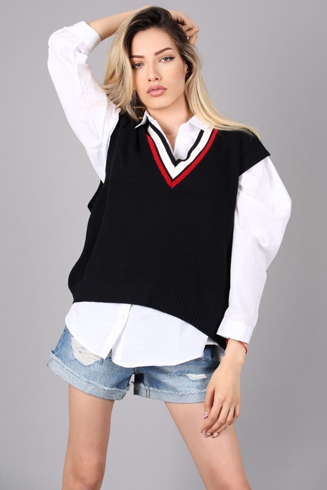 Madmext Women's Dark Navy V-Neck Striped Sweater