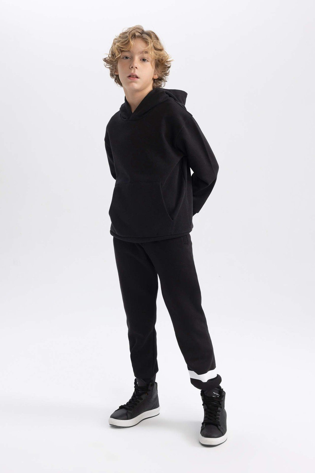 DEFACTO Boy Printed Thick Sweatpants