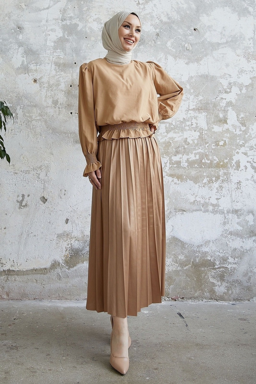 InStyle Alfea Leather Look Skirt - Dark Beige