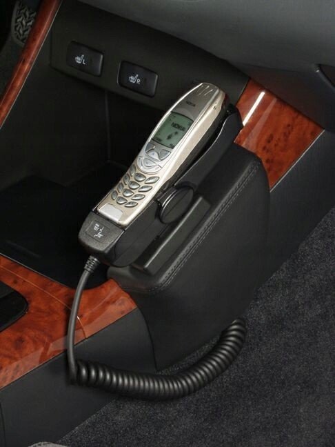 Kuda držák telefonu Toyota Camry od 2001
