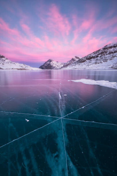Roberto Moiola / Sysaworld Umělecká fotografie Frozen Lake Bianco, Bernina Pass, Switzerland, Roberto Moiola / Sysaworld, (26.7 x 40 cm)