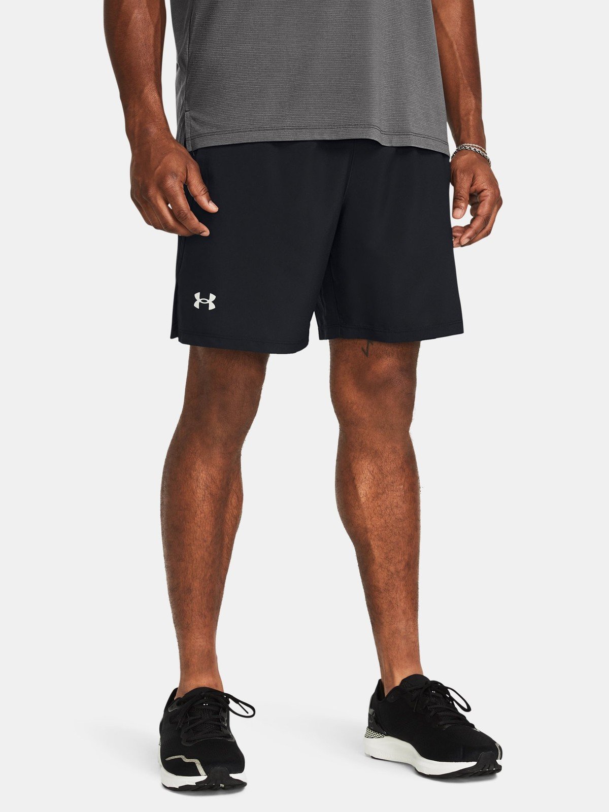Under Armour Kraťasy UA LAUNCH 7'' SHORTS-BLK - Pánské