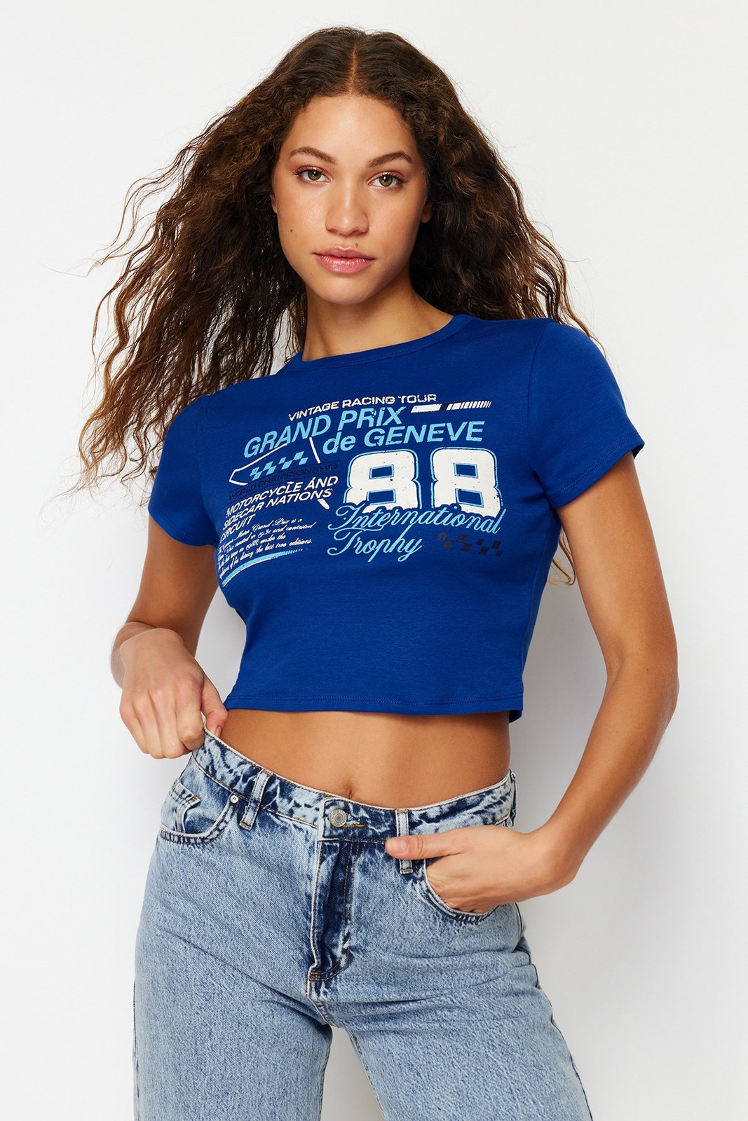Trendyol Saks 100 Cotton Slogan Printed Fitted Crop Knitted T-Shirt
