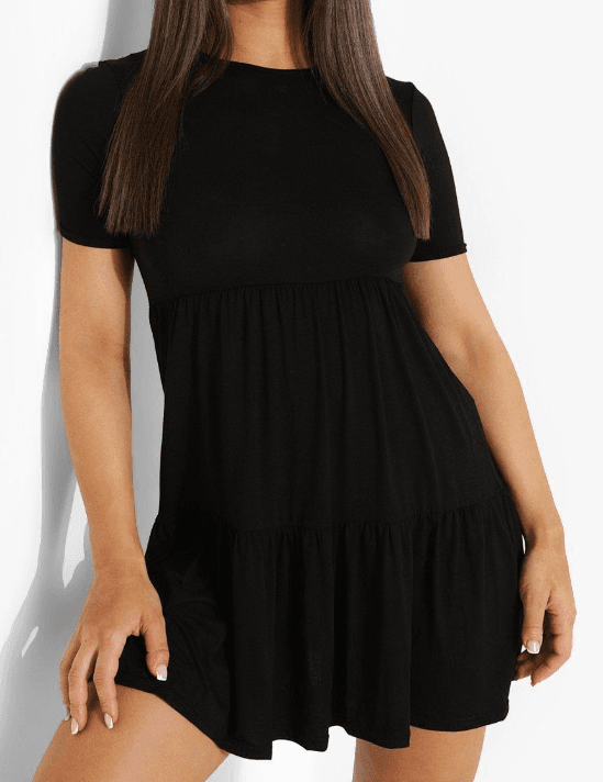 Černé krátké šaty Boohoo, velikost 38