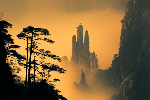 Nattapon Umělecká fotografie Huangshan with Sea of Clouds, Anhui, Nattapon, (40 x 26.7 cm)