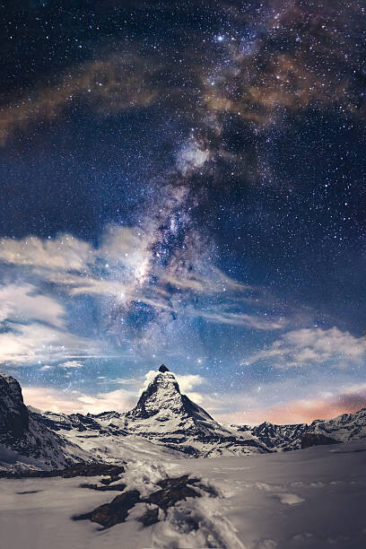 Pathara Buranadilok Umělecká fotografie Matterhorn and Milky way, Pathara Buranadilok, (26.7 x 40 cm)
