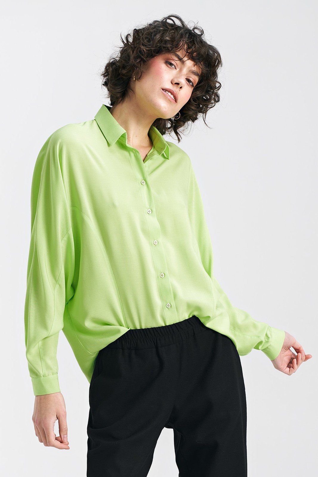 Nife Woman's Blouse B158