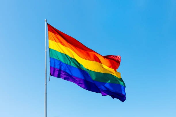 Alexander Spatari Umělecká fotografie Rainbow LGBTQI flag waving in the wind, Alexander Spatari, (40 x 26.7 cm)