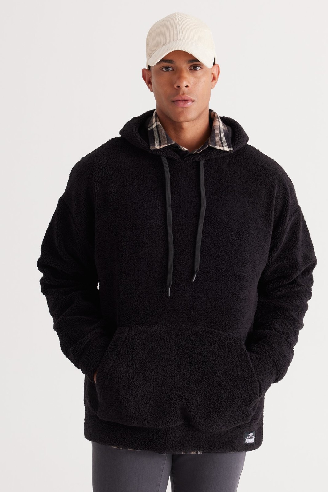 AC&Co / Altınyıldız Classics Men's Black Oversize Wide-Fit Hooded Sherpa Sweatshirt Fleece