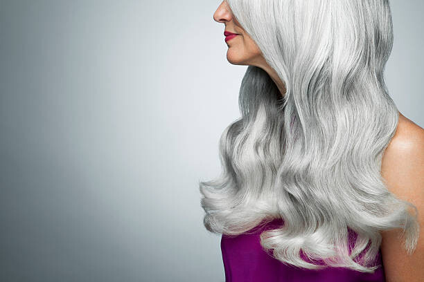 Andreas Kuehn Umělecká fotografie Cropped profile of a woman with long, gray hair., Andreas Kuehn, (40 x 26.7 cm)