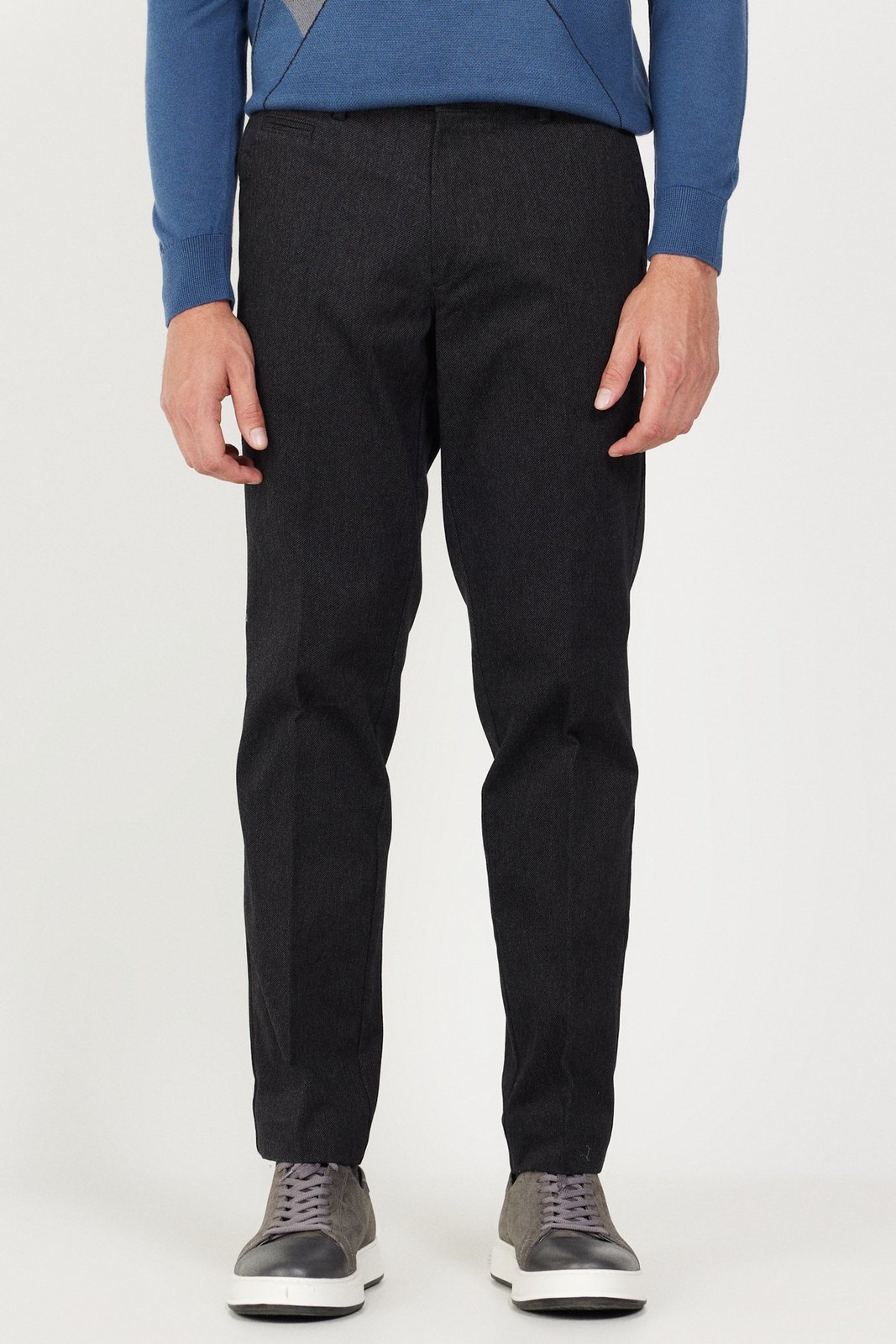 ALTINYILDIZ CLASSICS Men's Black Comfort Fit Relaxed Cut Side Pocket Cotton Diagonal Patterned Trousers