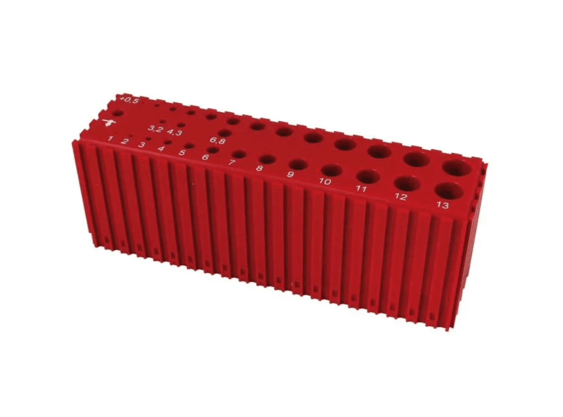 Stojánek na vrtáky 30dílný, 1,0-13,5x0,5 mm a klička, plastový, červený