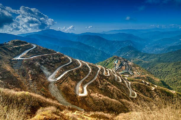 RNMitra Umělecká fotografie Curvy roads , Silk trading route, RNMitra, (40 x 26.7 cm)