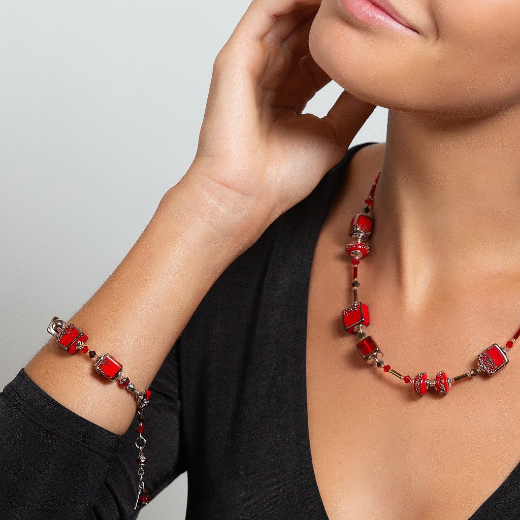 Lampglas Originální náramek Red Cube s perlami Lampglas BCU62