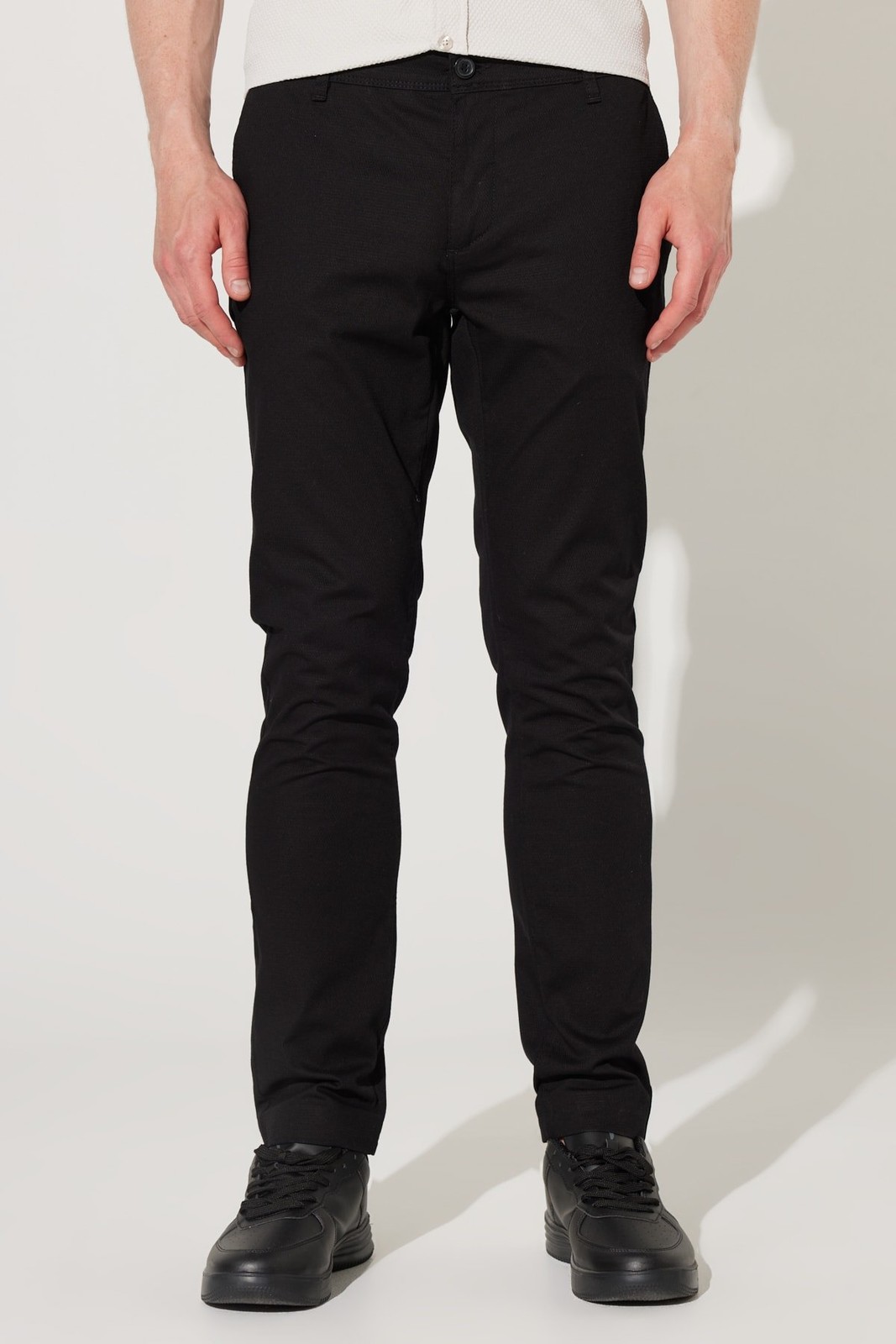 ALTINYILDIZ CLASSICS Men's Black Slim Fit Slim Fit Cotton Flexible Comfortable Dobby Trousers