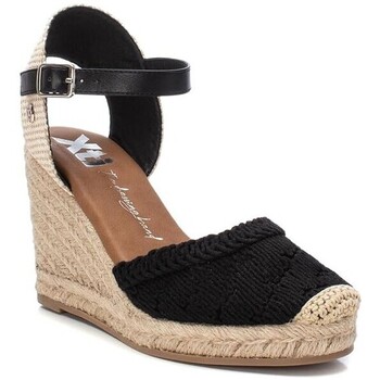 Xti  142335  Černá