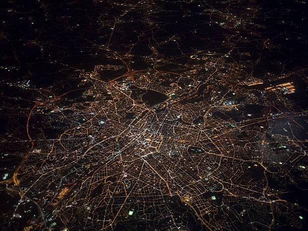 urbancow Umělecká fotografie Aerial view of Brussels at night, urbancow, (40 x 30 cm)