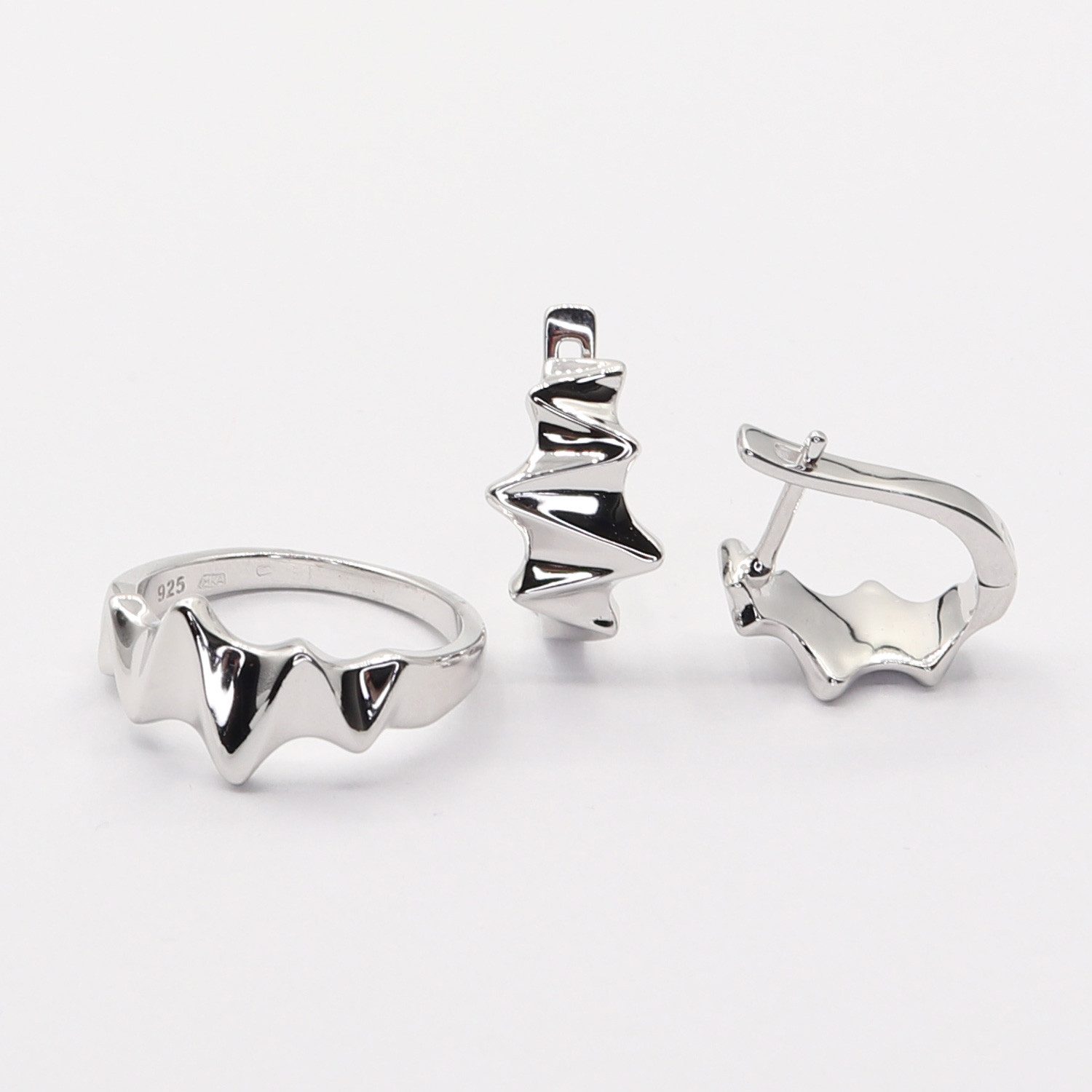 Stříbrná souprava S559