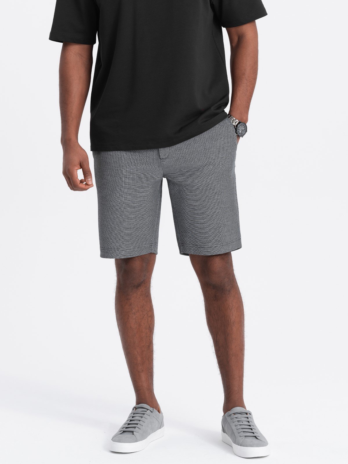 Ombre Men's shorts made of two-tone melange knit fabric - black