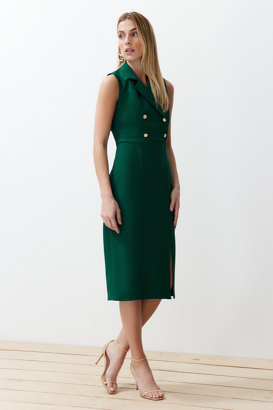 Trendyol Emerald Green Button Detailed Slit Fitted/Sleeping Midi Woven Dress