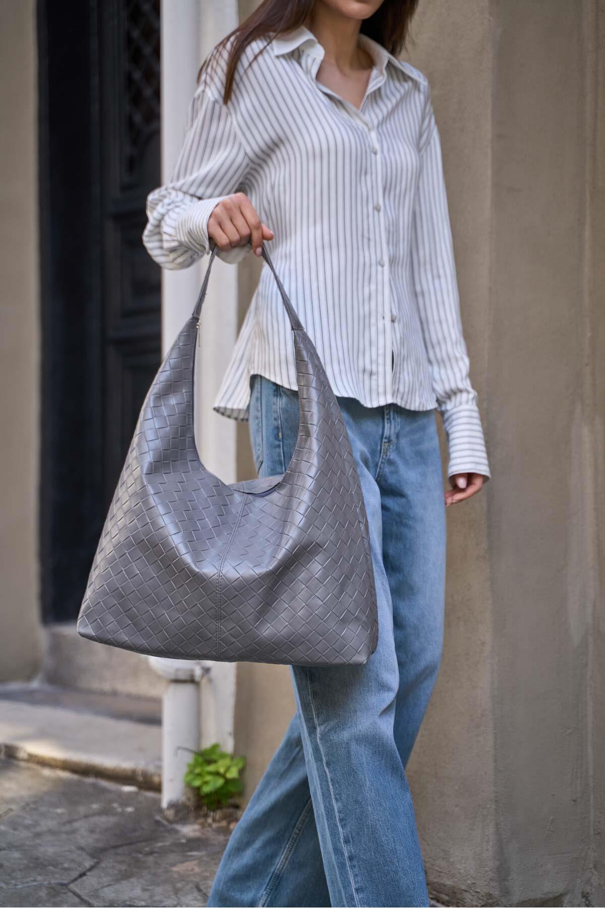 Madamra Gray Women's Knitted Patterned Leather Shoulder Bag